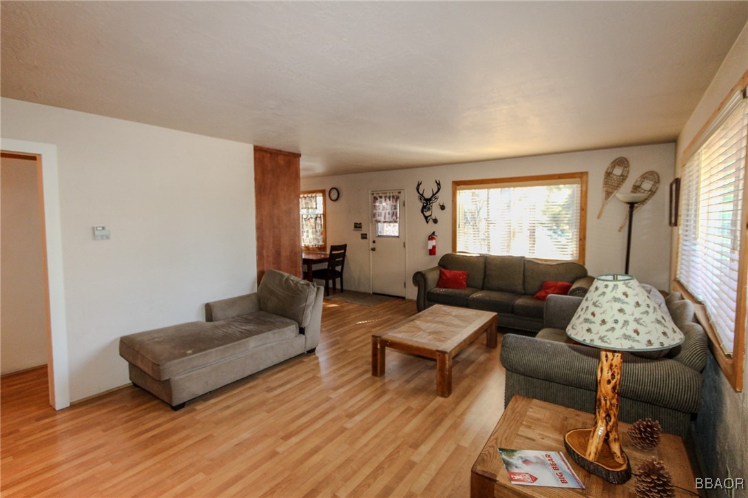 335 Northern Cross Drive Property Photo 4