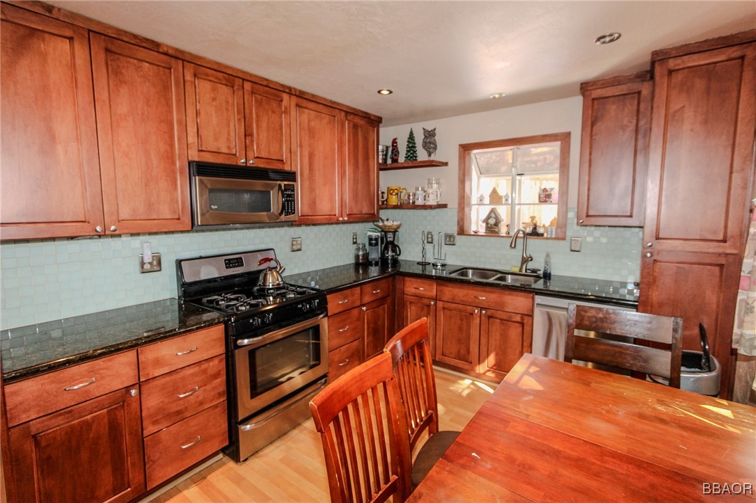 335 Northern Cross Drive Property Photo 10
