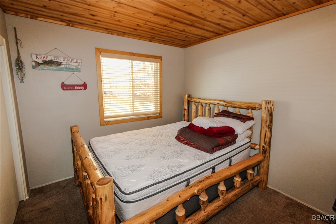335 Northern Cross Drive Property Photo 14