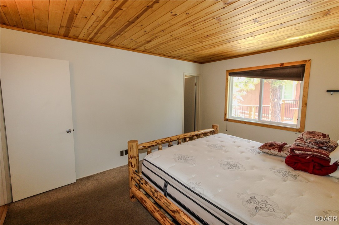 335 Northern Cross Drive Property Photo 23