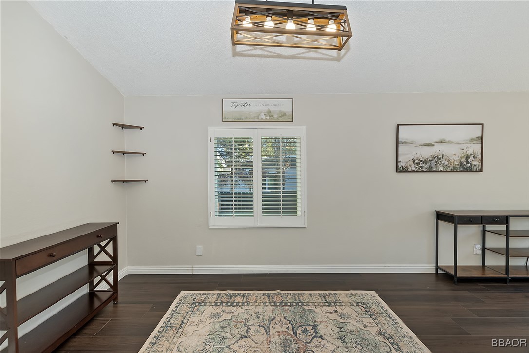 391 Montclair Drive 179 Property Photo 15