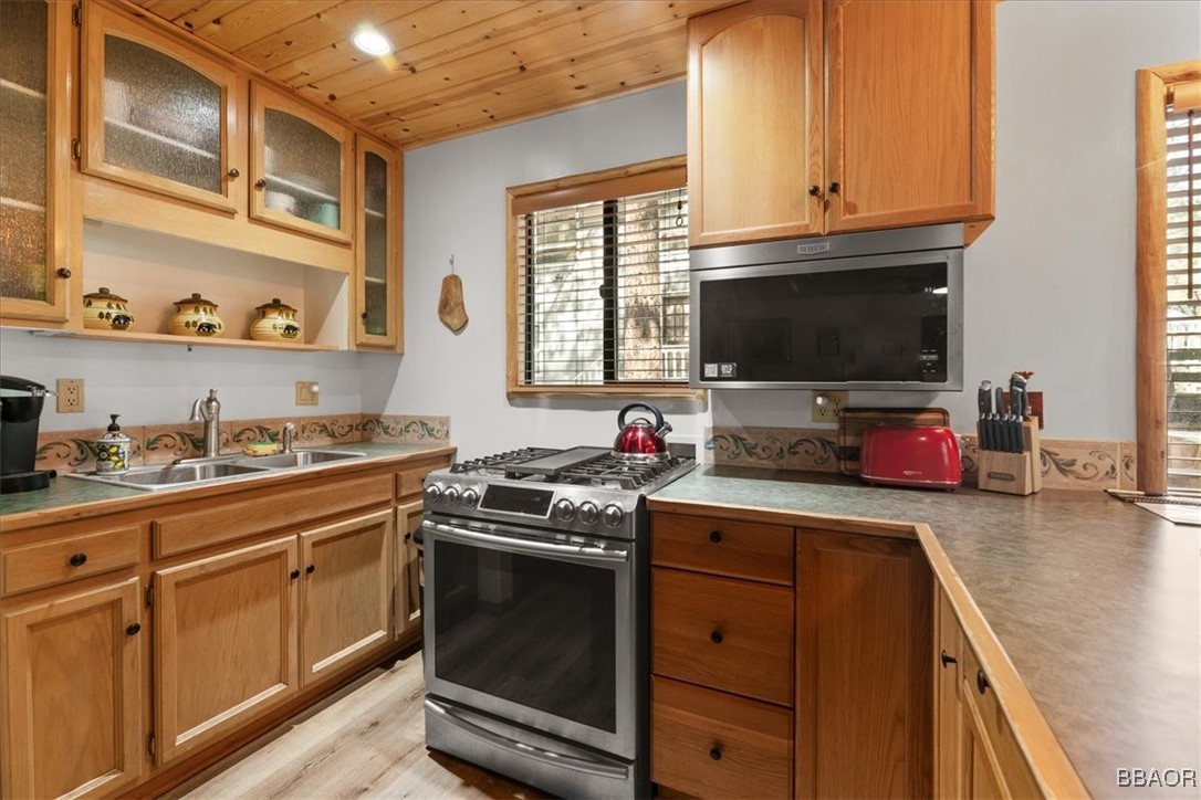 433 Sugarloaf Boulevard Property Photo 11