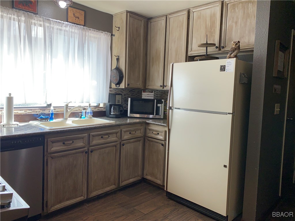 33492 Wild Rose Drive Property Photo 12