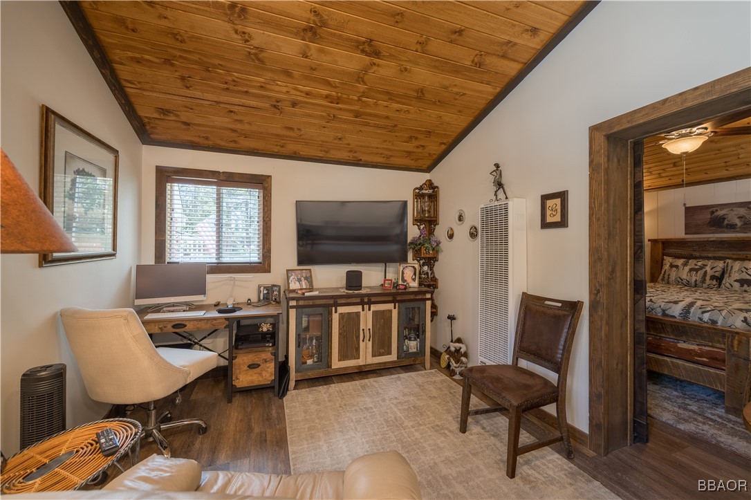 1009 Myrtle Avenue Property Photo 17