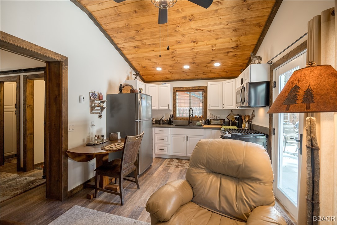 1009 Myrtle Avenue Property Photo 18