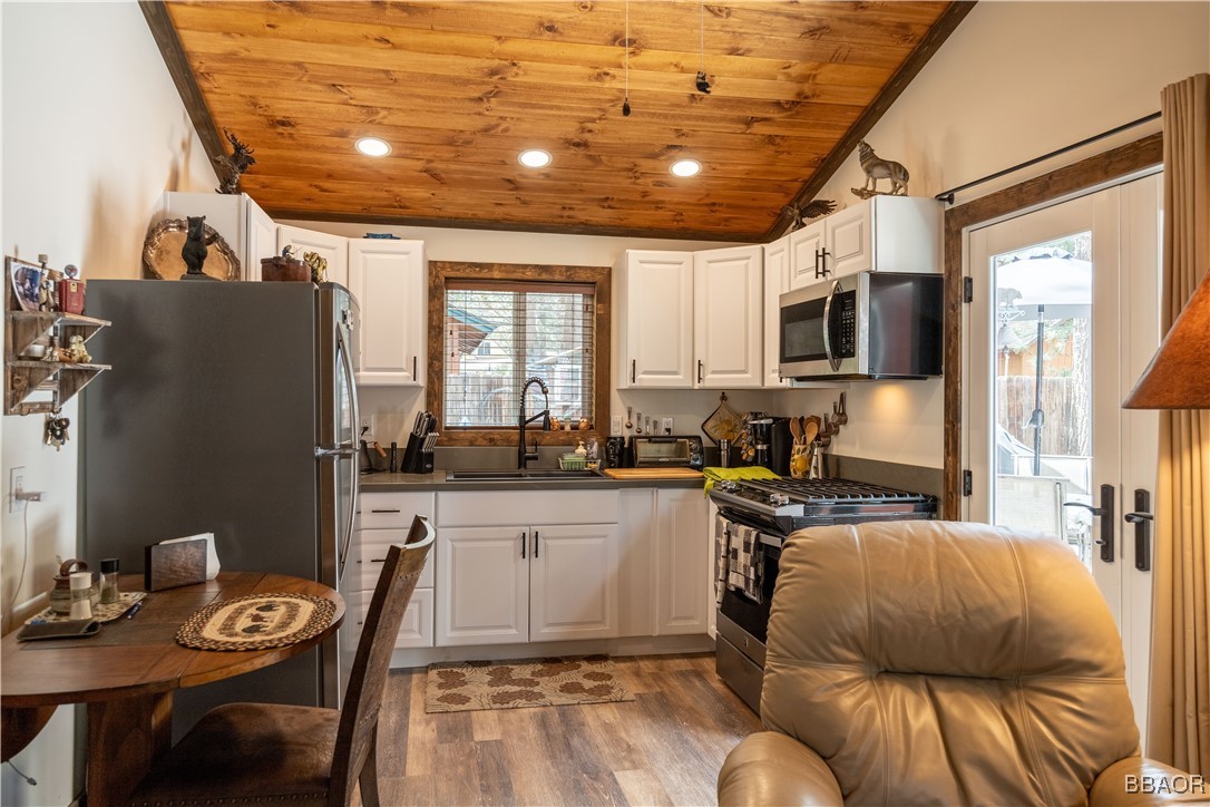 1009 Myrtle Avenue Property Photo 19