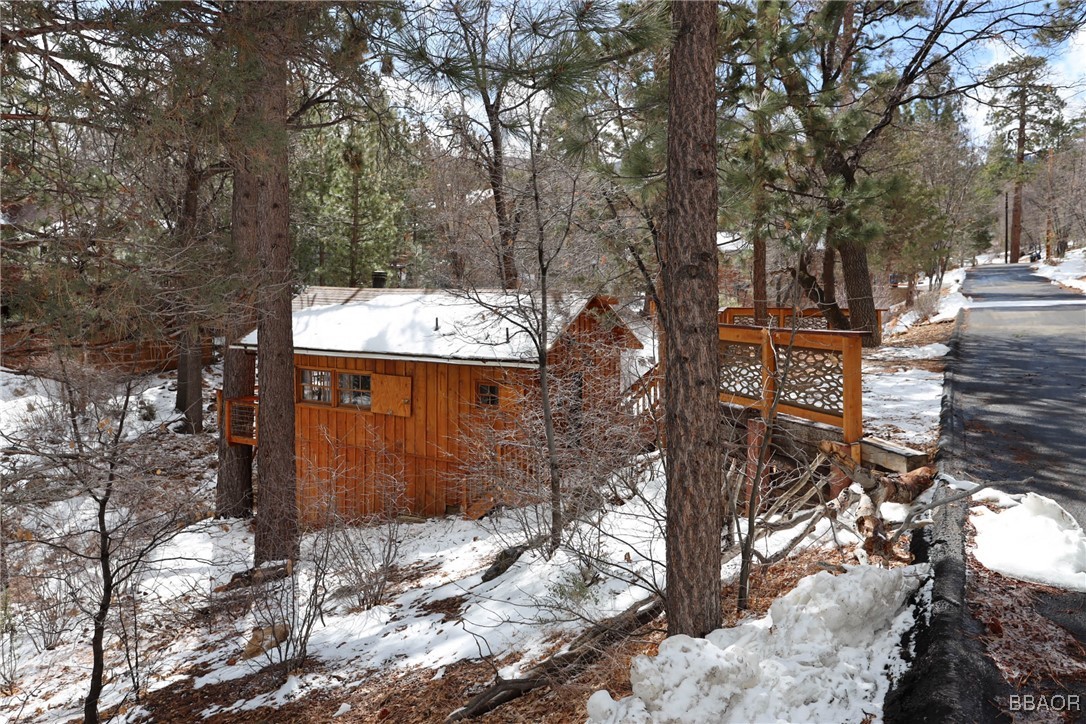 827 Highland Lane Property Photo