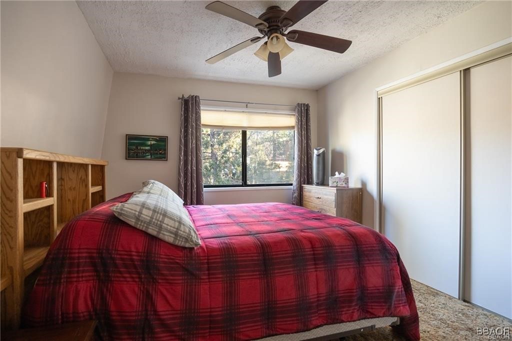 860 Spruce Lane Property Photo 17