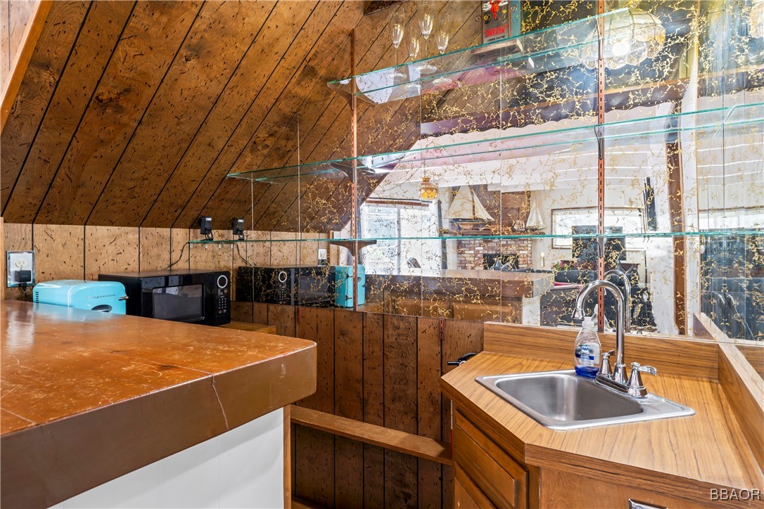 27622 West Shore Road Property Photo 32