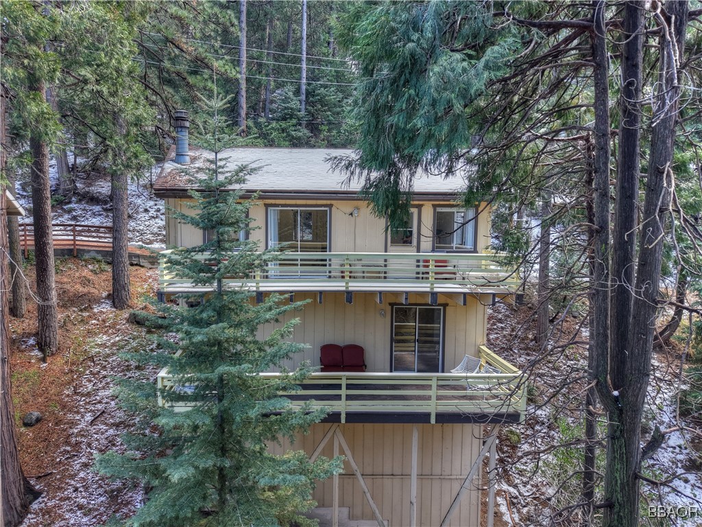 1019 Jungfrau Drive Property Photo 12