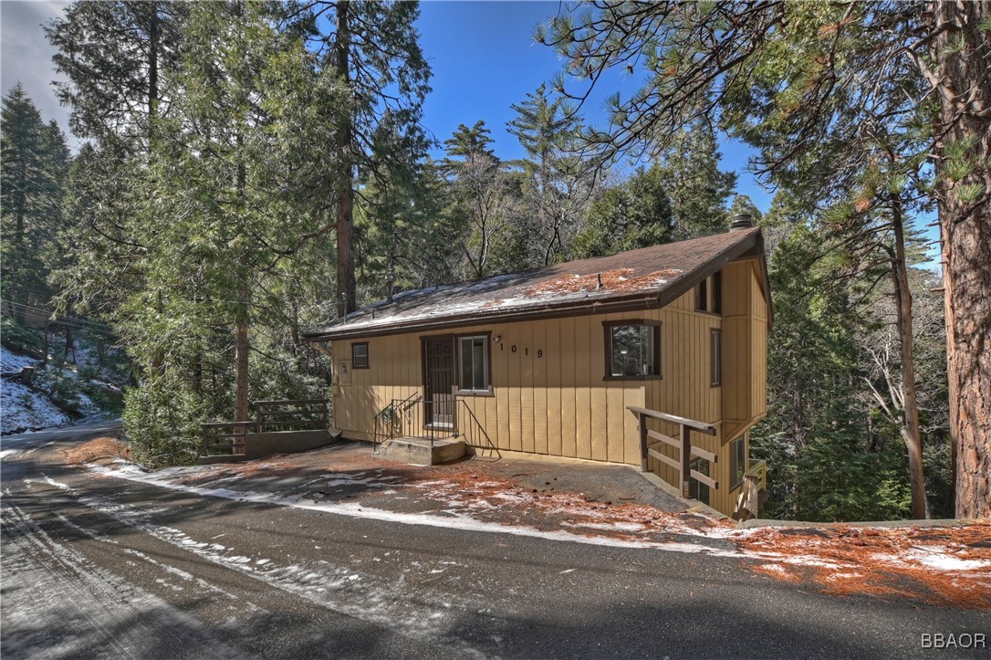 1019 Jungfrau Drive Property Photo 19