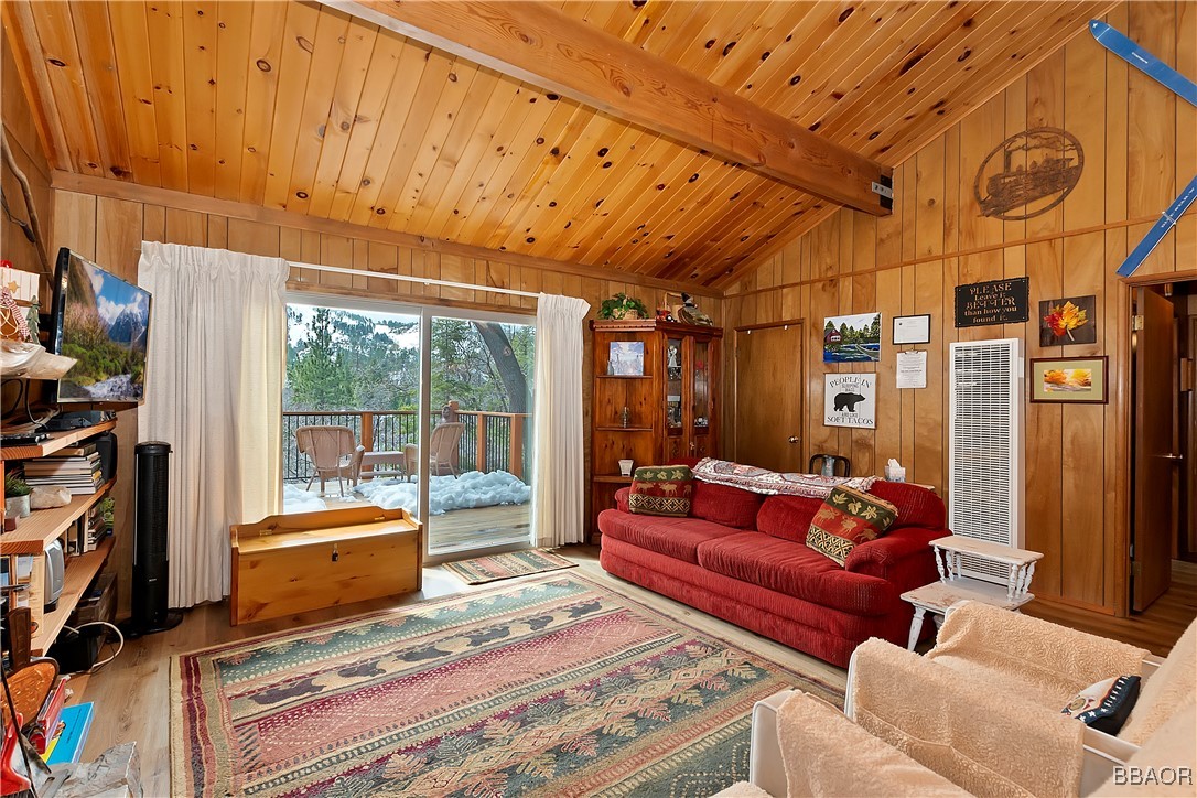 43517 Ridge Crest Drive Property Photo 18