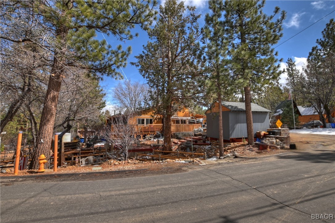 581 Highland Lane Property Photo