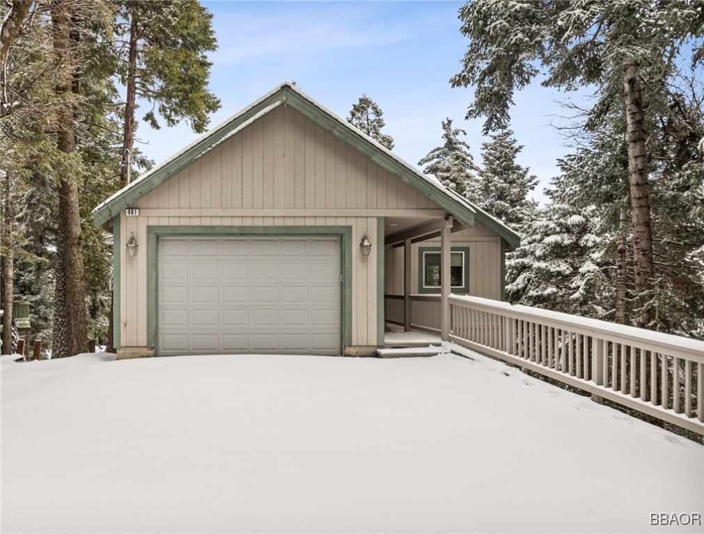 481 Violet Drive Property Photo 2