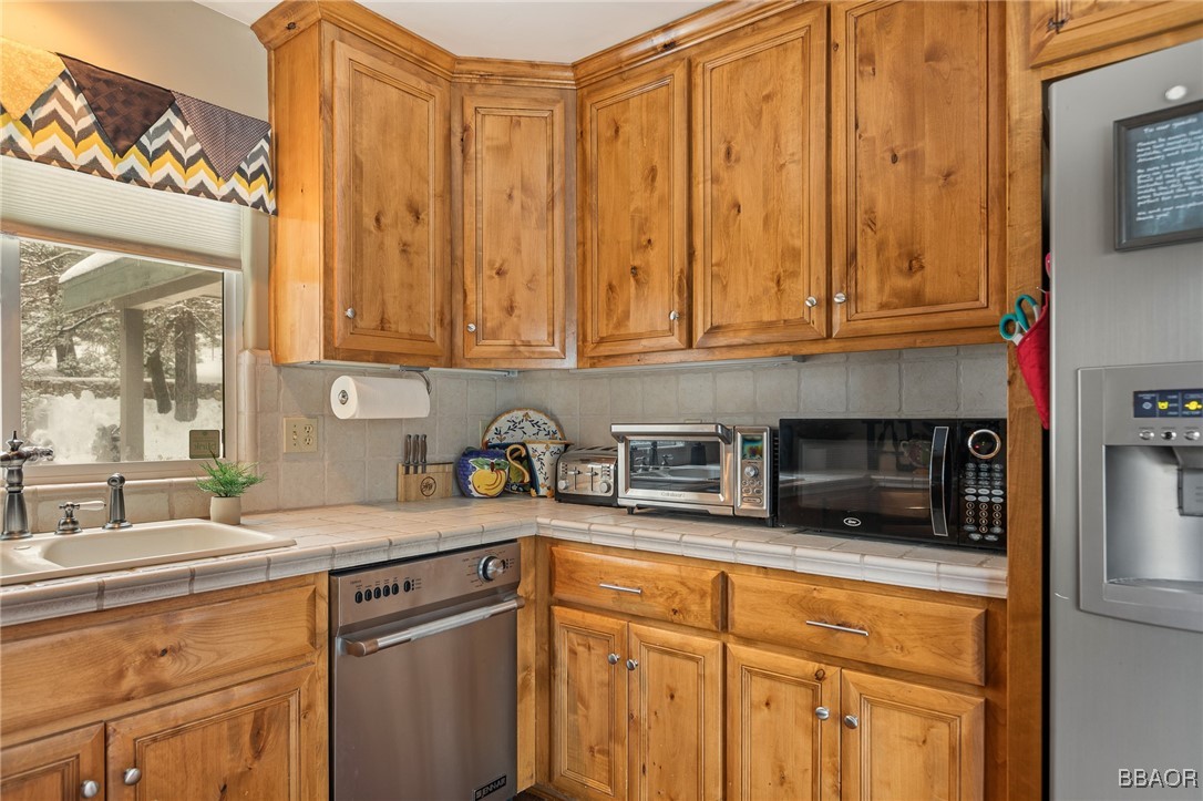 481 Violet Drive Property Photo 11