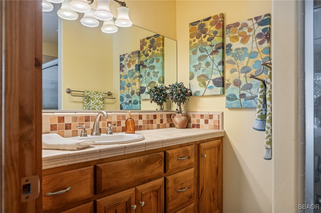 481 Violet Drive Property Photo 17