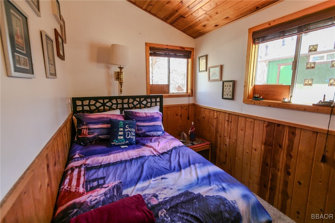 487 Imperial Avenue Property Photo 12