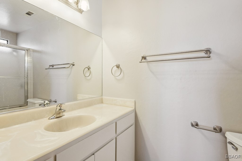 30668 Ferndale Drive Property Photo 13