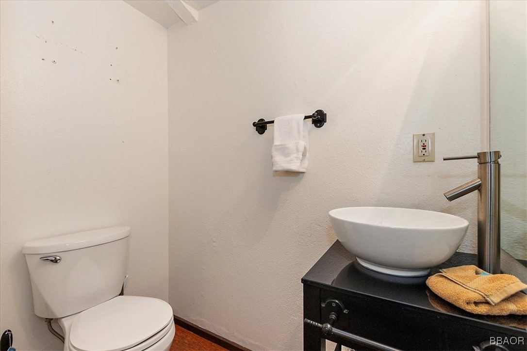 861 Thrush Drive 62 Property Photo 15