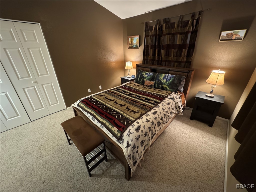 1036 East Fairway Boulevard Property Photo 27