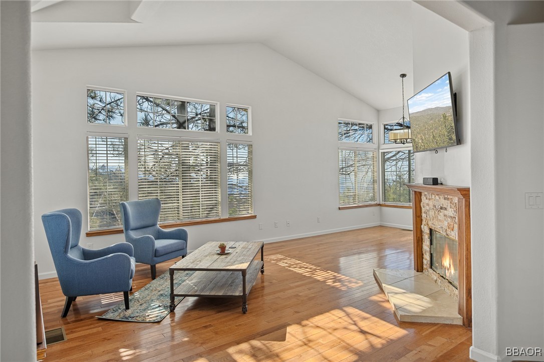 30172 Enchanted Way Property Photo 4