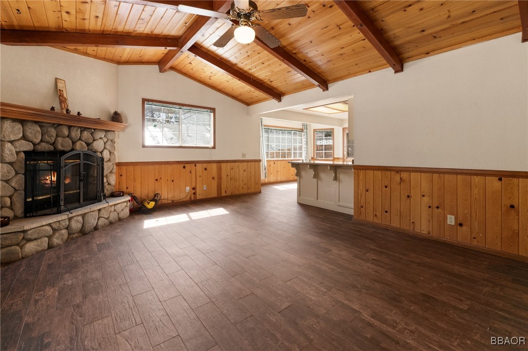 252 Riverside Avenue Property Photo 3