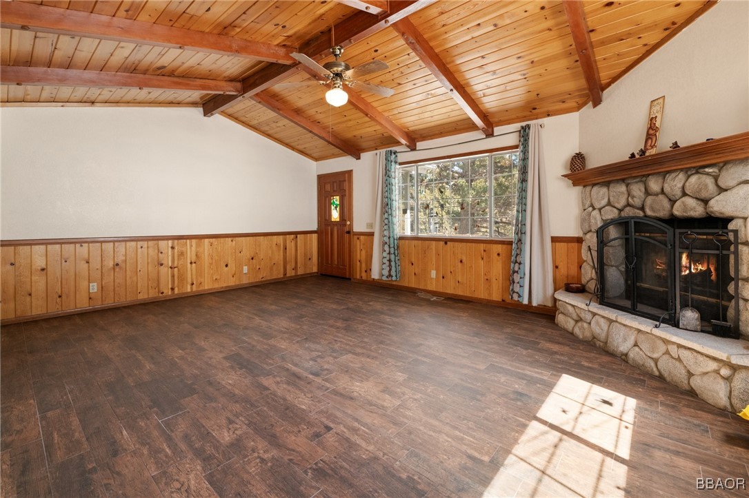 252 Riverside Avenue Property Photo 5