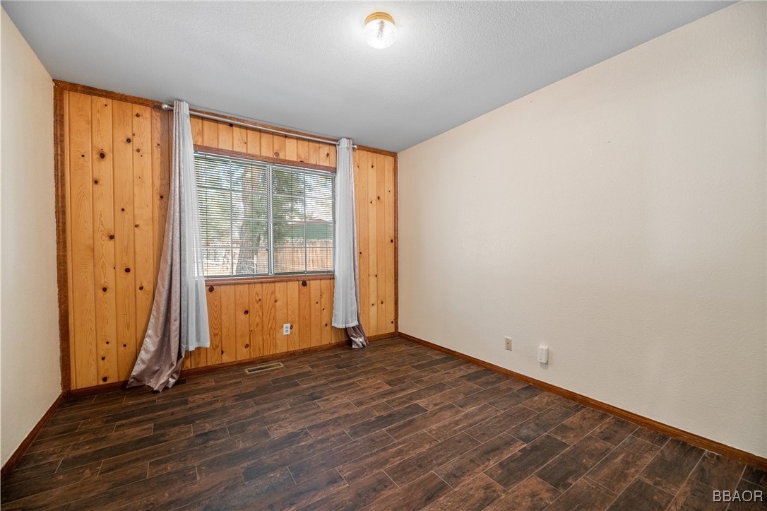 252 Riverside Avenue Property Photo 16