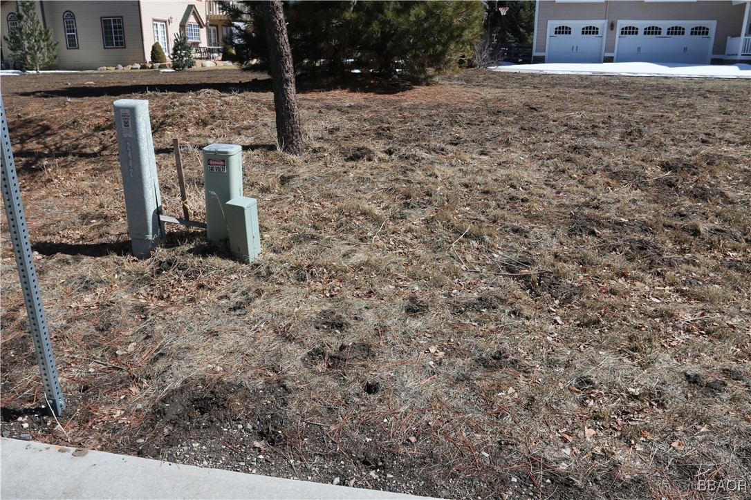 275 Meadow Circle N Property Photo 10