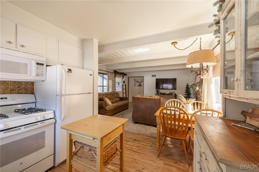 659 Lintner Road Property Photo 3