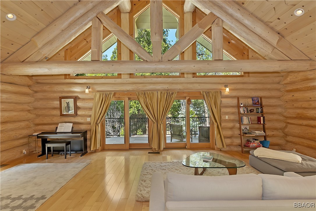 29388 Hook Creek Road Property Photo