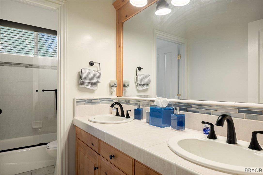 27431 Alpen Drive Property Photo 32