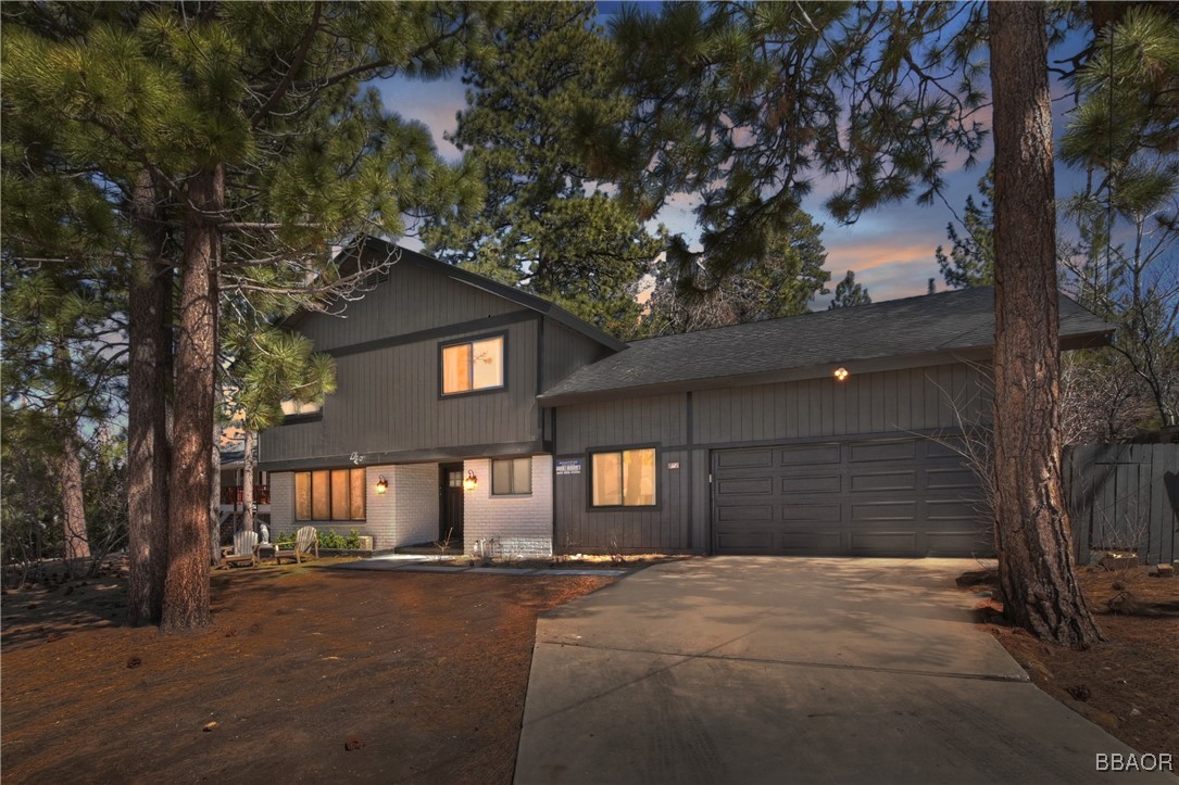 271 Bluebird Court Property Photo