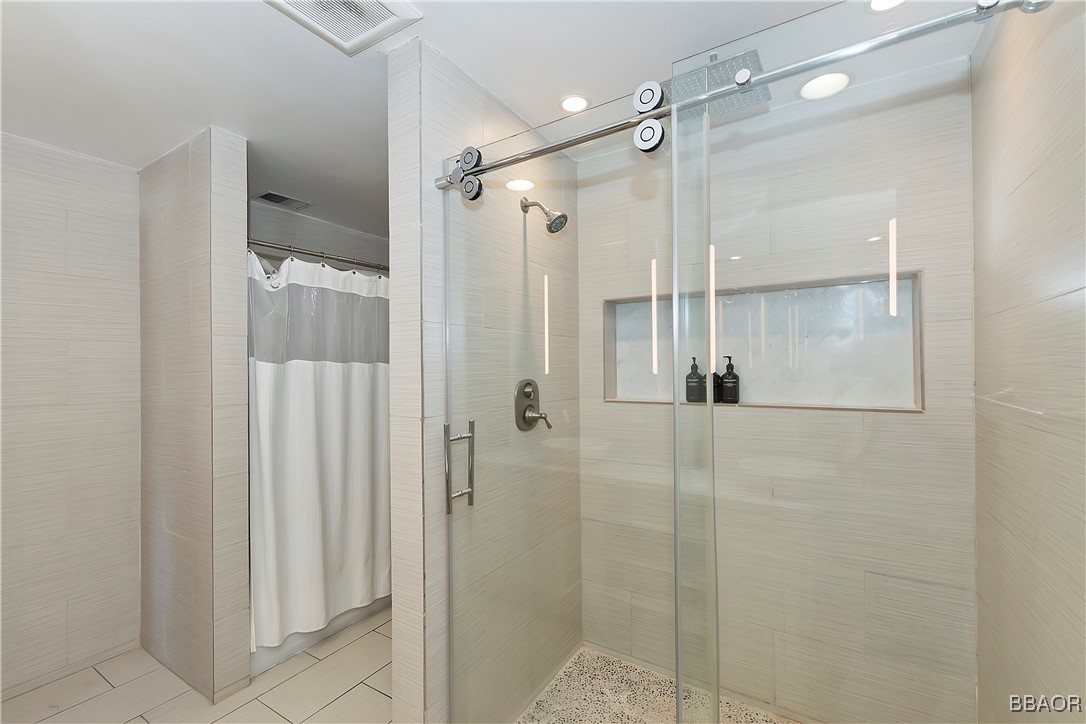 271 Bluebird Court Property Photo 28