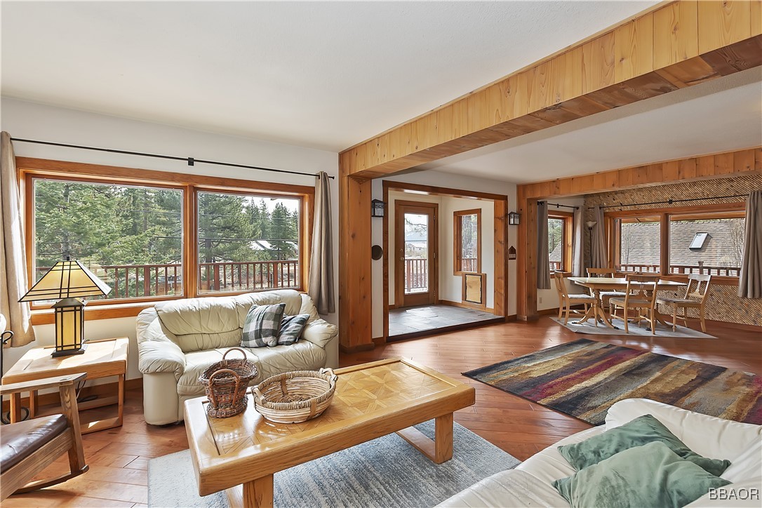 39128 North Shore Property Photo 9