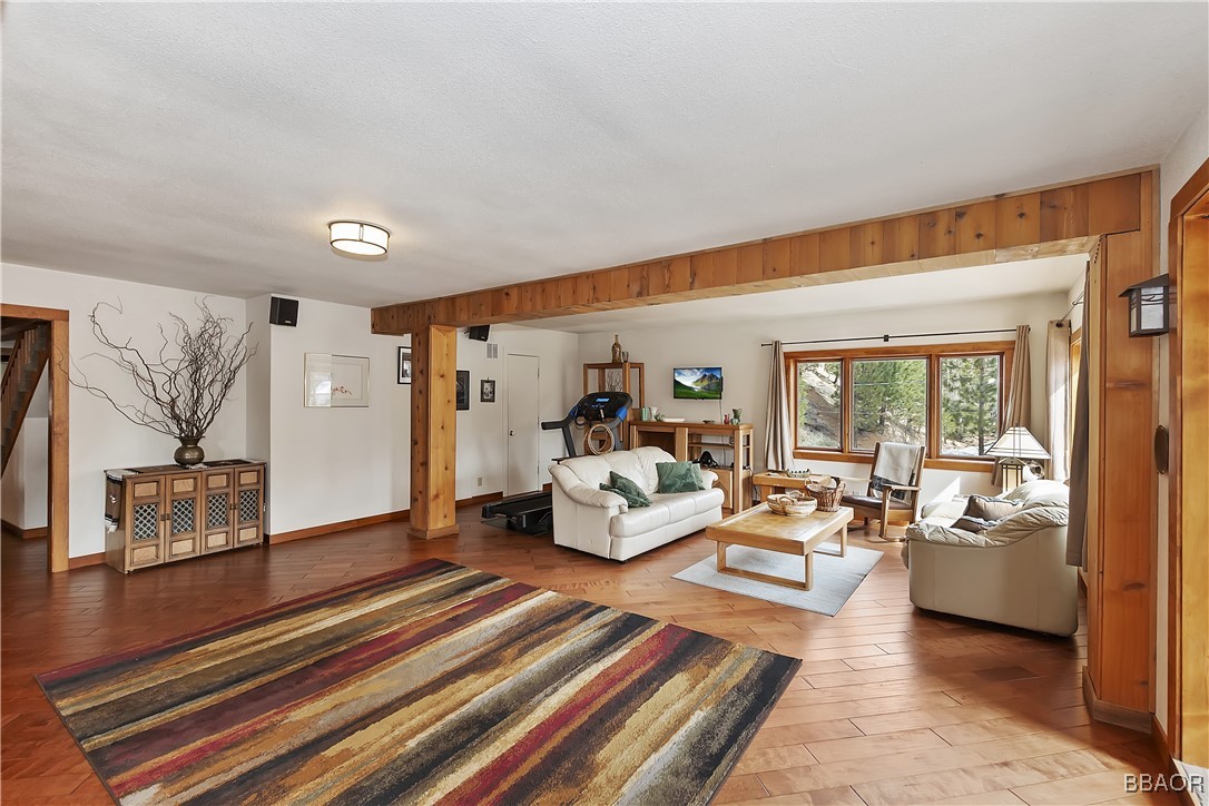 39128 North Shore Property Photo 11