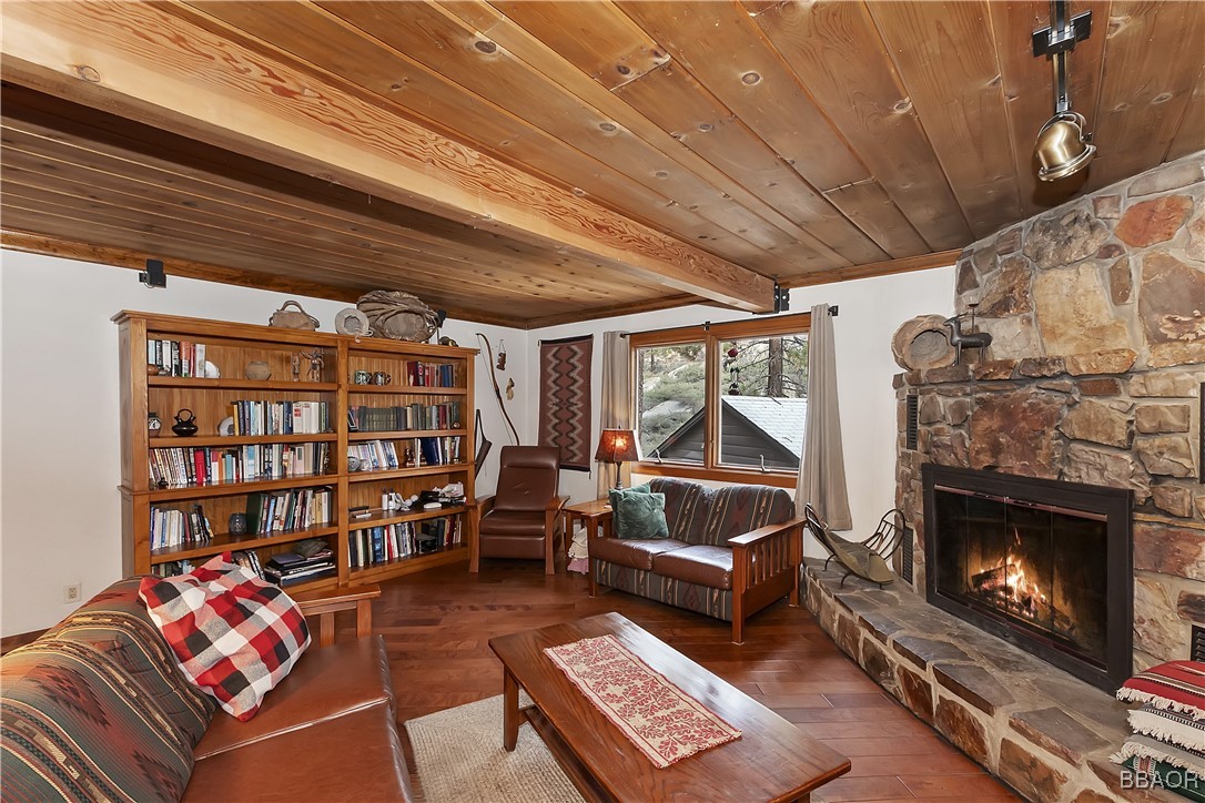 39128 North Shore Property Photo 15