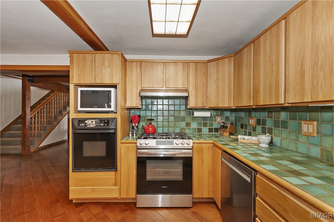39128 North Shore Property Photo 18