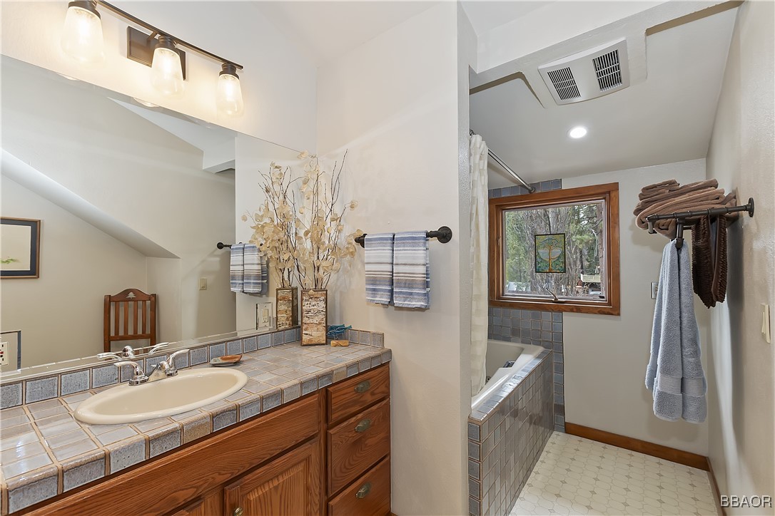 39128 North Shore Property Photo 30
