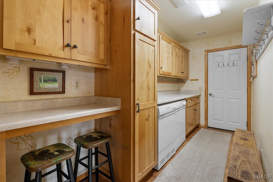 42443 Bear Loop Property Photo 12