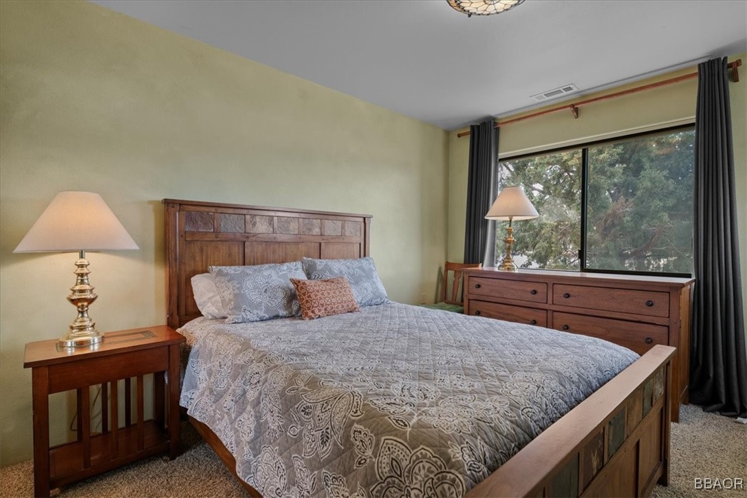42443 Bear Loop Property Photo 18