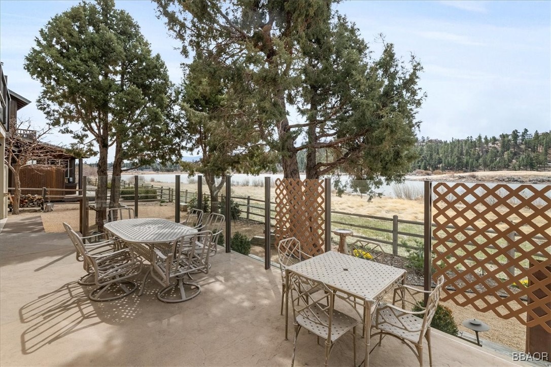 42443 Bear Loop Property Photo 30