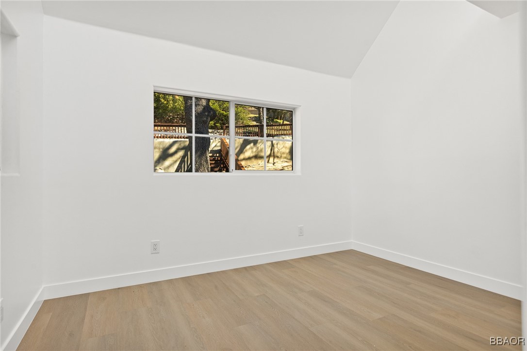 27757 North Bay Road Property Photo 25