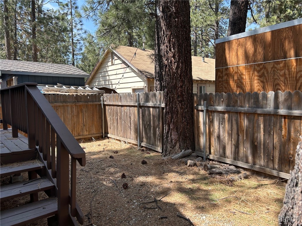 2057 3rd Lane Property Photo 16