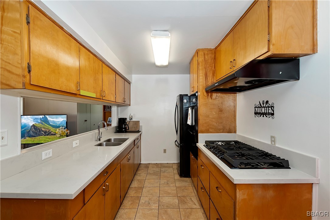300 East Country Club Boulevard Property Photo 7