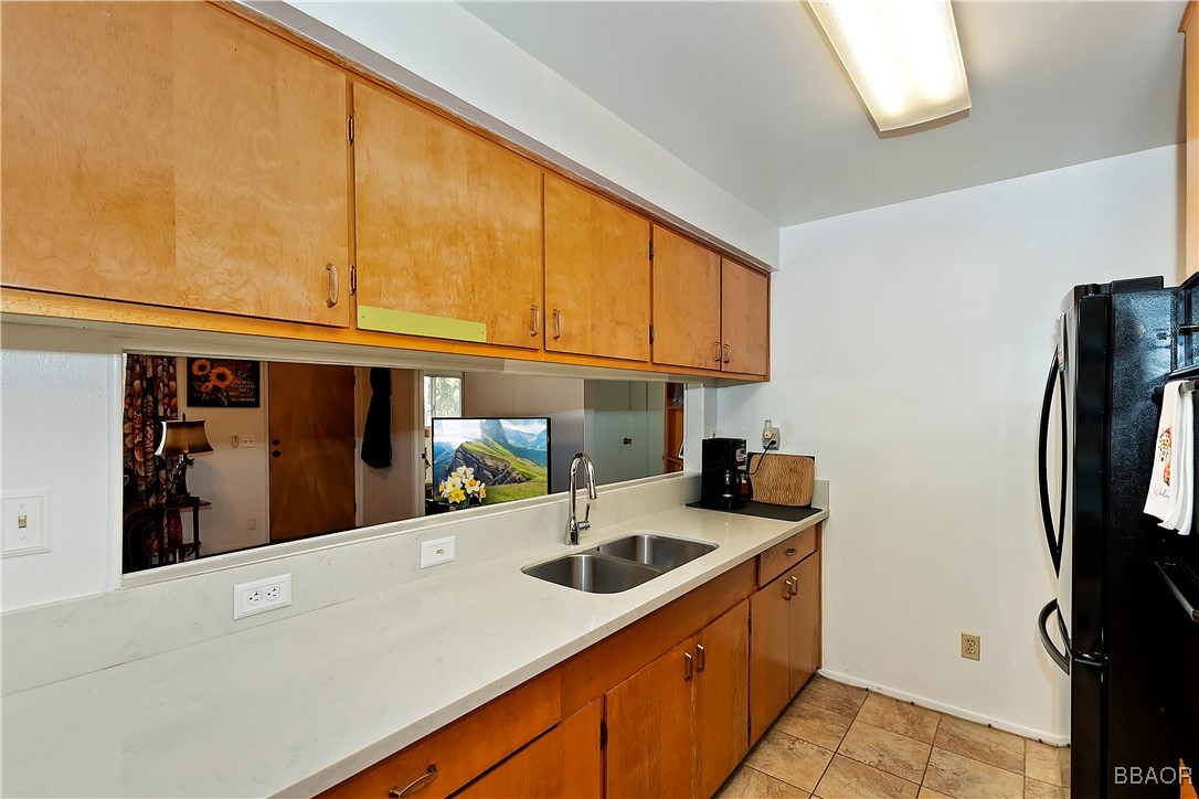300 East Country Club Boulevard Property Photo 8