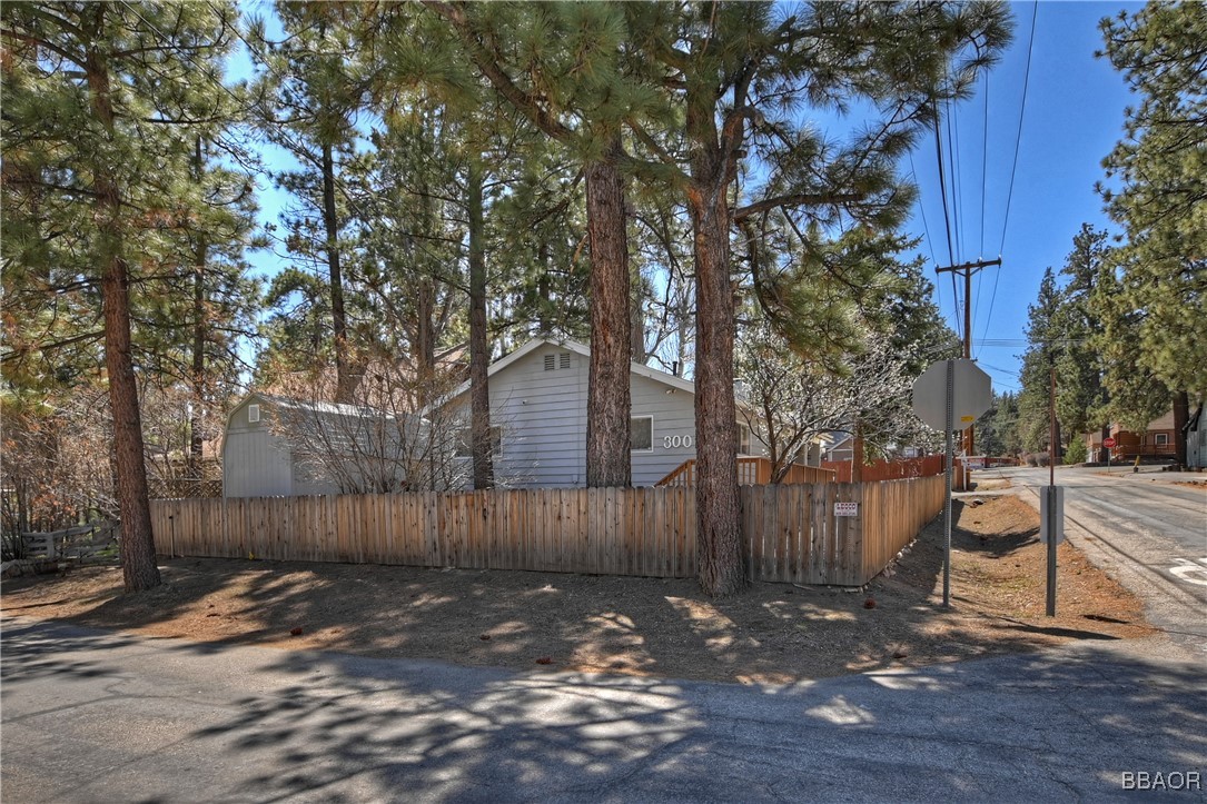 300 East Country Club Boulevard Property Photo 27
