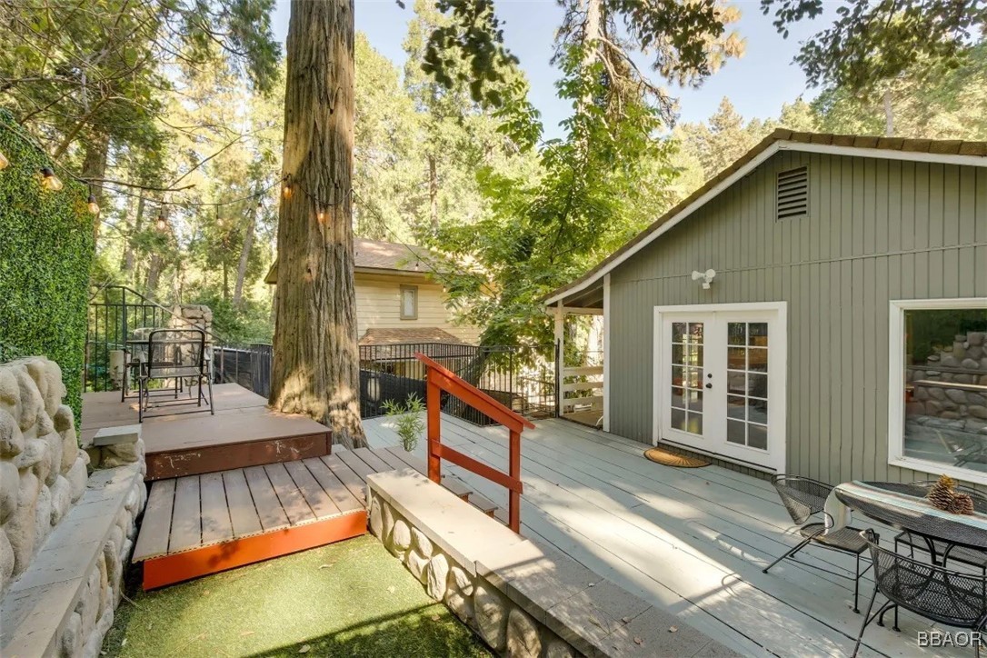 874 Fern Drive Property Photo 4