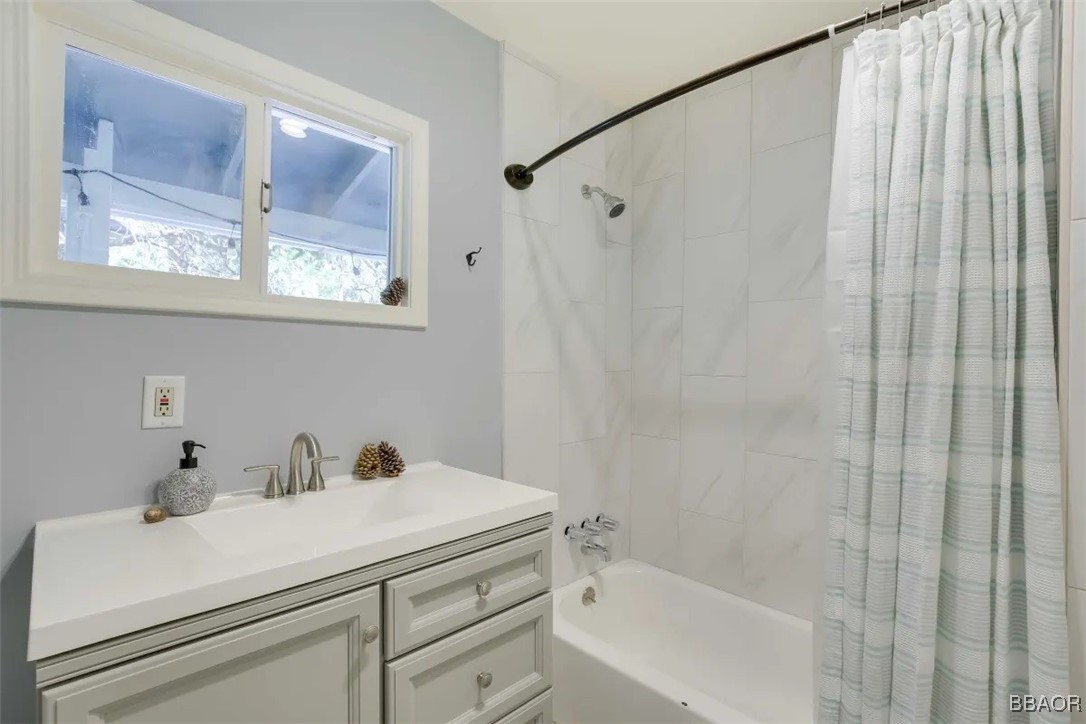 874 Fern Drive Property Photo 28