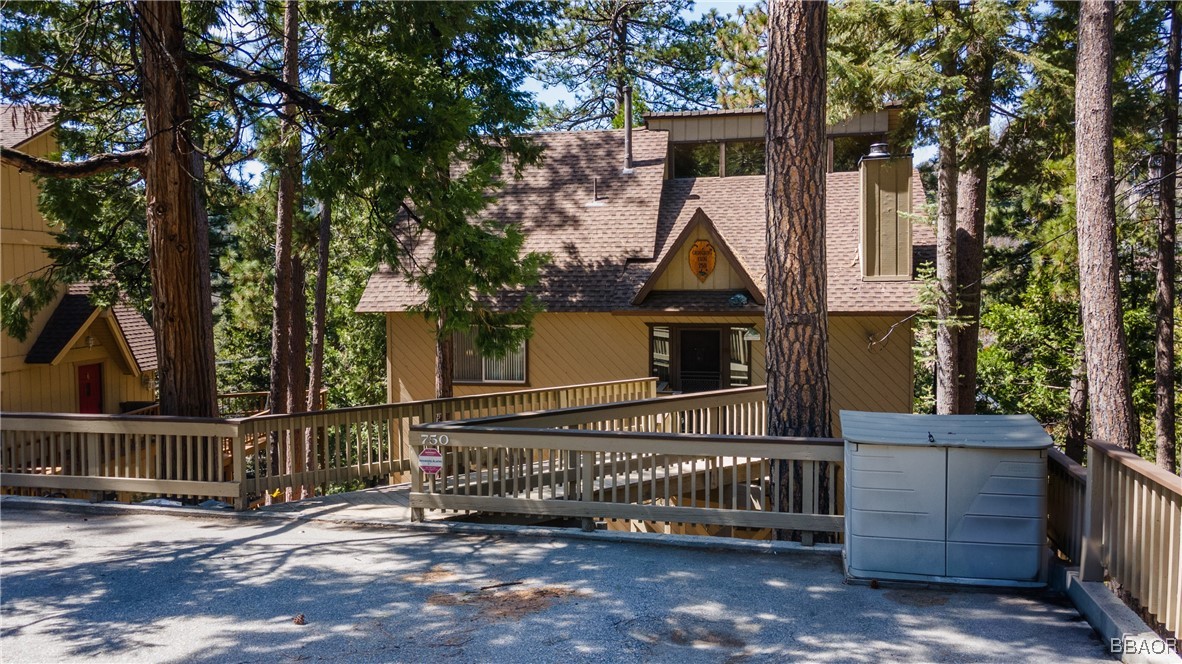 750 Grass Valley Road Property Photo 1